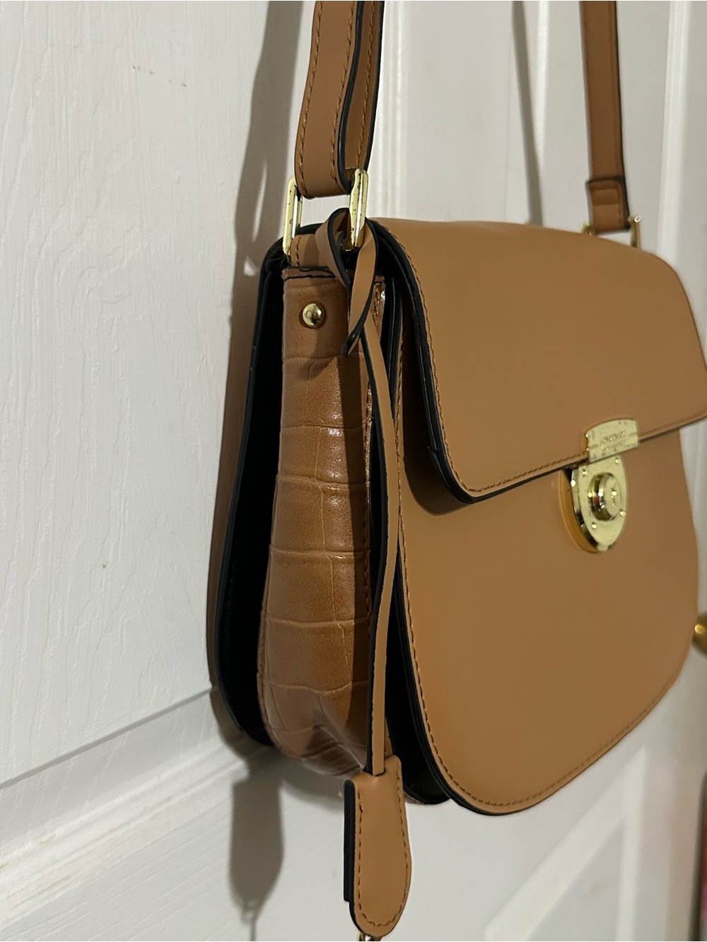 London Fog Tan Saddle Crossbody with Gold Hardware